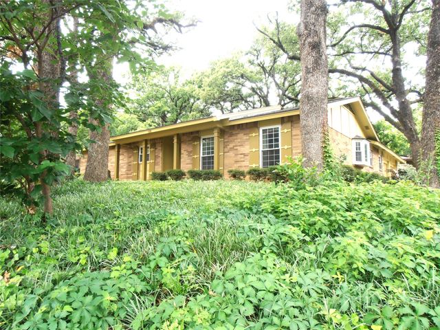 2911 Norwood Lane, Arlington, TX 76013