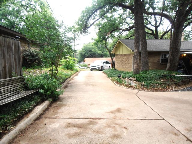 2911 Norwood Lane, Arlington, TX 76013