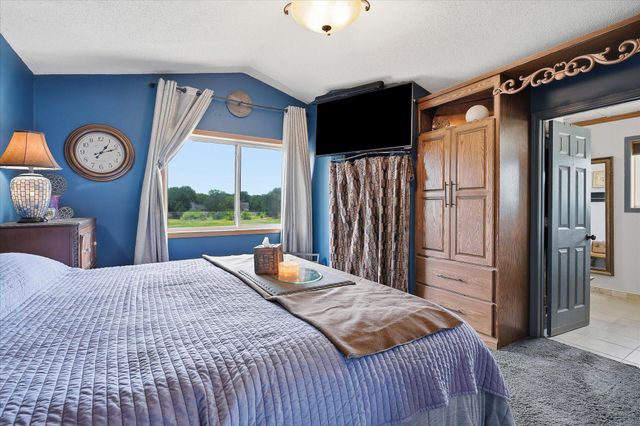 10240 Madison Street NE, Blaine, MN 55434