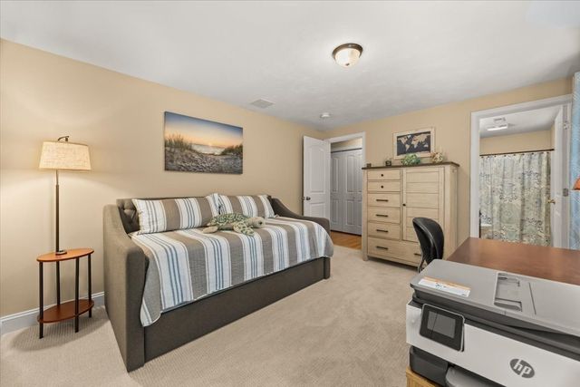 11 Cassidy Place 11, Bridgewater, MA 02324