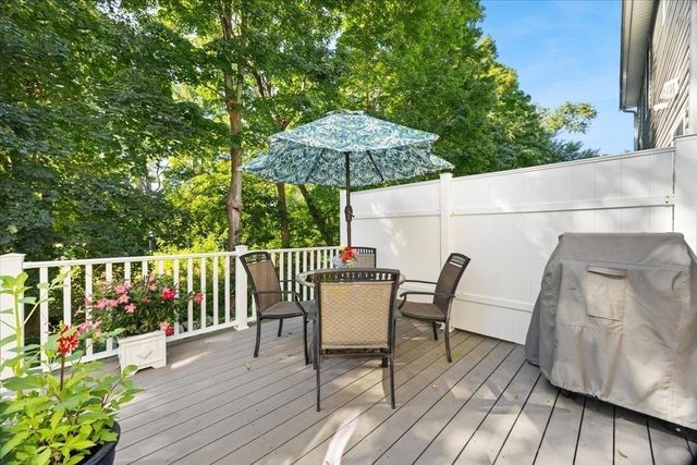 11 Cassidy Place 11, Bridgewater, MA 02324