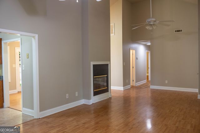 253 Industrial Boulevard, Toccoa, GA 30577