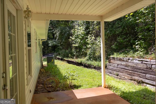 253 Industrial Boulevard, Toccoa, GA 30577