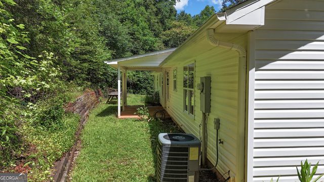 253 Industrial Boulevard, Toccoa, GA 30577