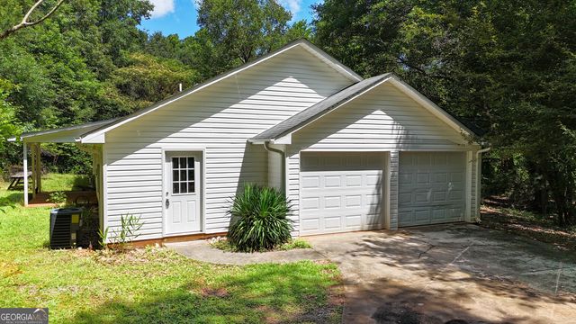 253 Industrial Boulevard, Toccoa, GA 30577