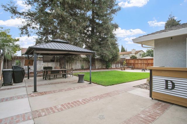 2660 Oxford Ave, Turlock, CA 95382