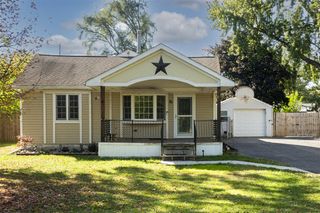 85 Doremus Avenue, Waterford, MI 48328