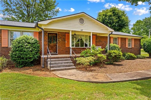 117 Fonda Road, Statesville, NC 28677