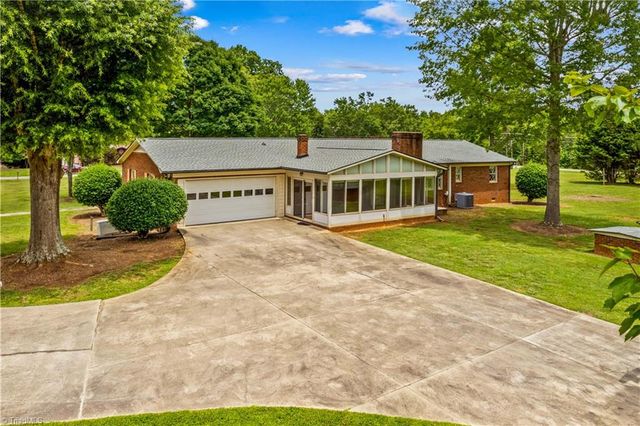 117 Fonda Road, Statesville, NC 28677