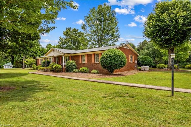 117 Fonda Road, Statesville, NC 28677