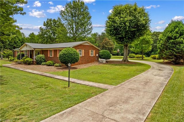 117 Fonda Road, Statesville, NC 28677