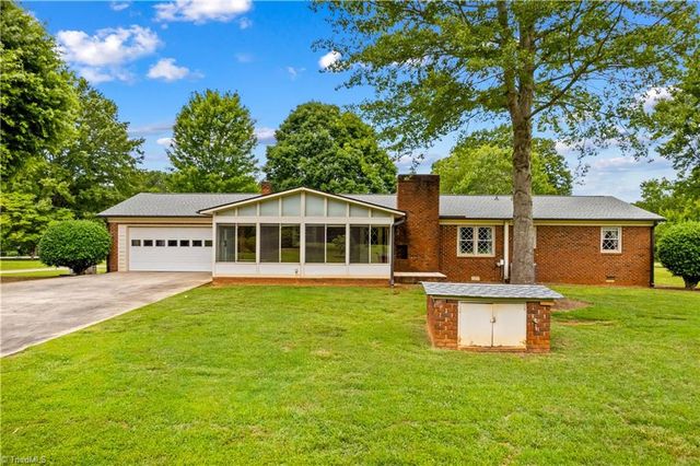 117 Fonda Road, Statesville, NC 28677