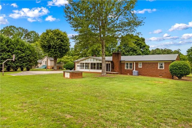 117 Fonda Road, Statesville, NC 28677