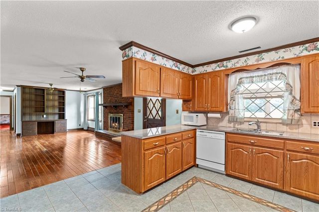 117 Fonda Road, Statesville, NC 28677