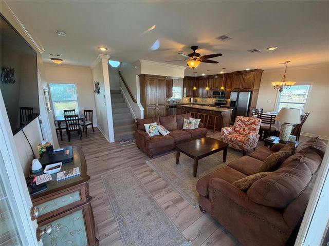 3180 Gulf Castle Drive, Crystal Beach, TX 77650