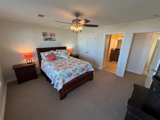 3180 Gulf Castle Drive, Crystal Beach, TX 77650