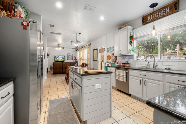 23414 Treemont Park, San Antonio, TX 78261