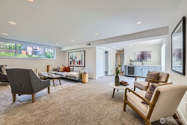 10201 NE 198th Street, Bothell, WA 98011