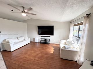 581 SW Banks Ter, Port St. Lucie, FL 34953