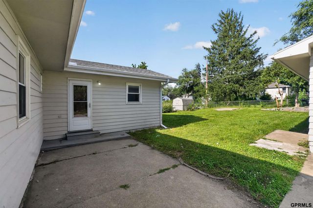 4137 N 62nd Street, Omaha, NE 68104