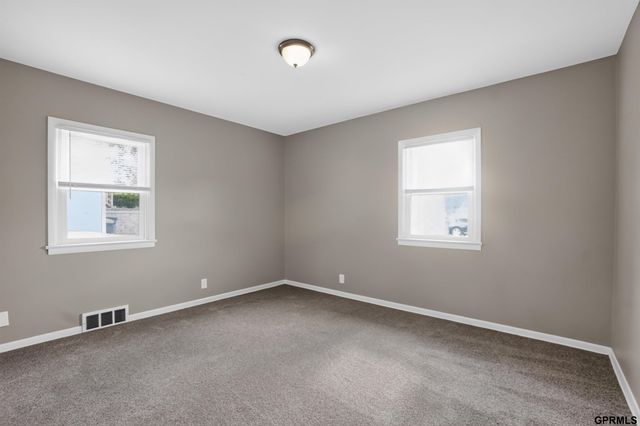 4137 N 62nd Street, Omaha, NE 68104