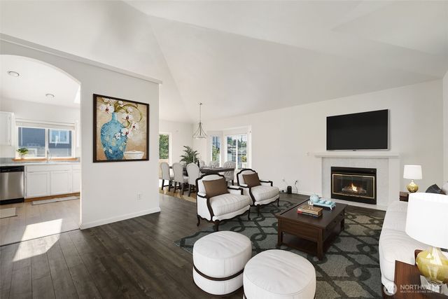 3701 Browns Point Blvd, Tacoma, WA 98422