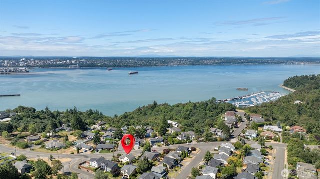 3701 Browns Point Blvd, Tacoma, WA 98422