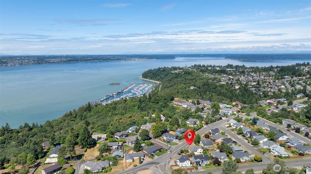 3701 Browns Point Blvd, Tacoma, WA 98422