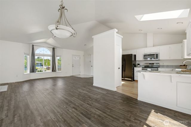 3701 Browns Point Blvd, Tacoma, WA 98422