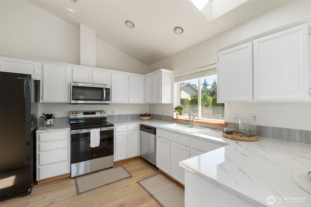 3701 Browns Point Blvd, Tacoma, WA 98422
