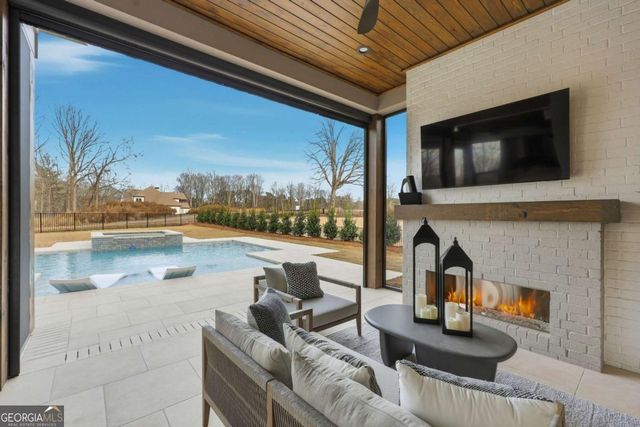 644 East Lake Drive, Gainesville, GA 30506