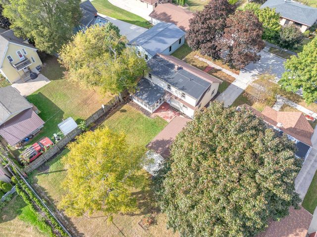 521 Prospect AVENUE, Sheboygan Falls, WI 53085