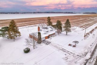 1105 S Mueller Road, Blumfield Township, MI 48601