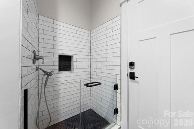 5200 Shoreview Drive, Concord, NC 28025