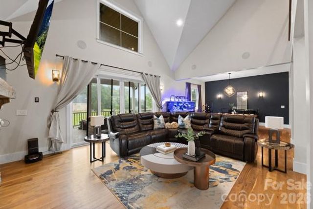 5200 Shoreview Drive, Concord, NC 28025
