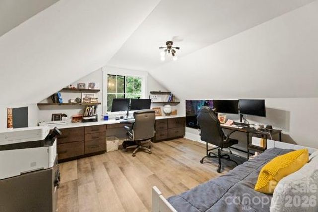 5200 Shoreview Drive, Concord, NC 28025