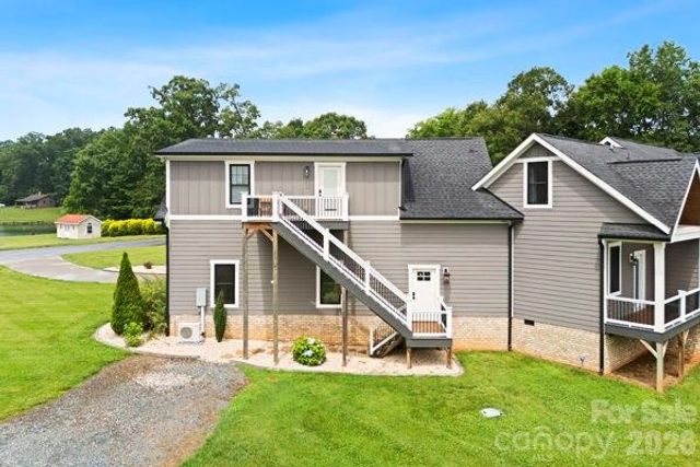 5200 Shoreview Drive, Concord, NC 28025