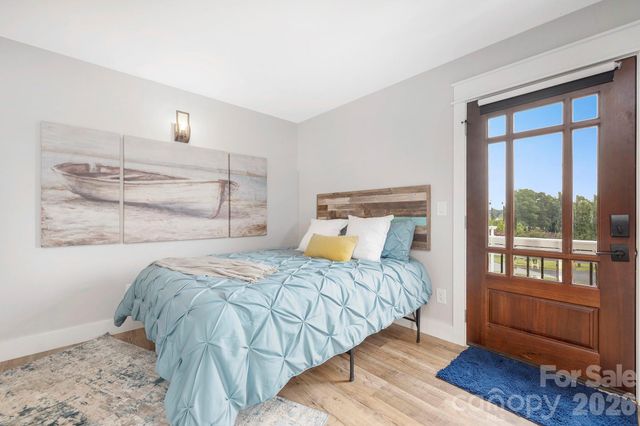5200 Shoreview Drive, Concord, NC 28025