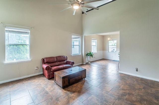 3911 Falvel Cove Drive, Spring, TX 77388
