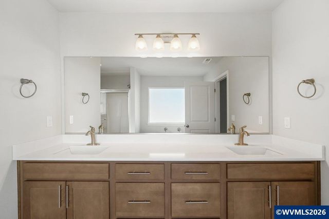 238 NW Newcastle St, Dallas, OR 97338