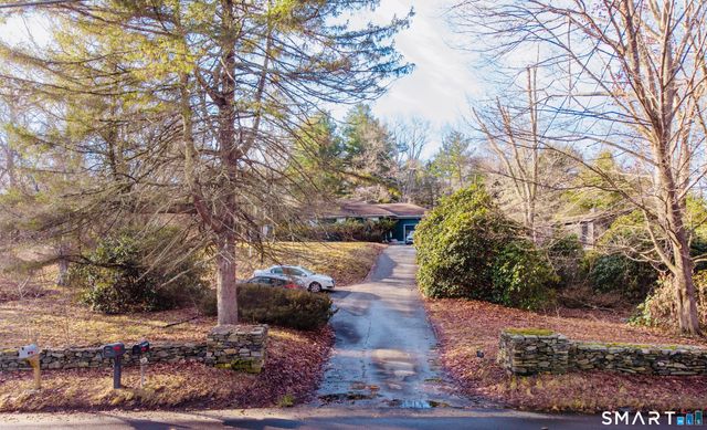 169 Moosup Pond Road, Plainfield, CT 06239