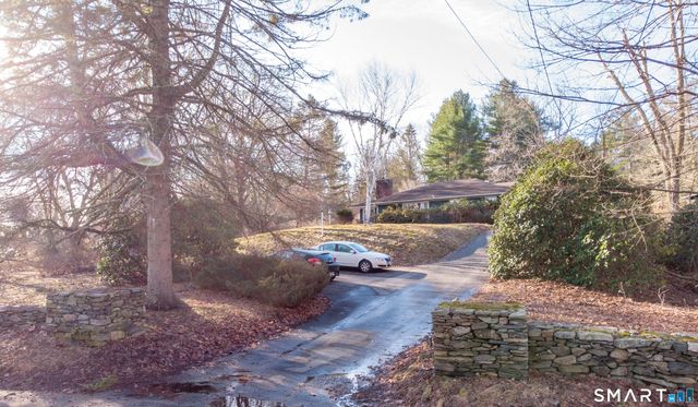 169 Moosup Pond Road, Plainfield, CT 06239