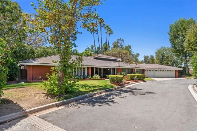 1632 SE Skyline Drive, North Tustin, CA 92705
