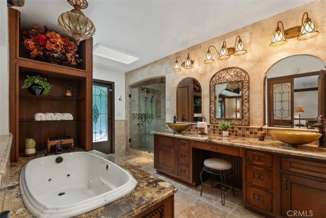 1632 SE Skyline Drive, North Tustin, CA 92705