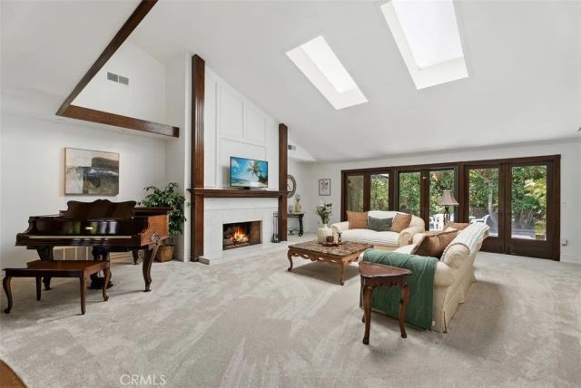 1632 SE Skyline Drive, North Tustin, CA 92705