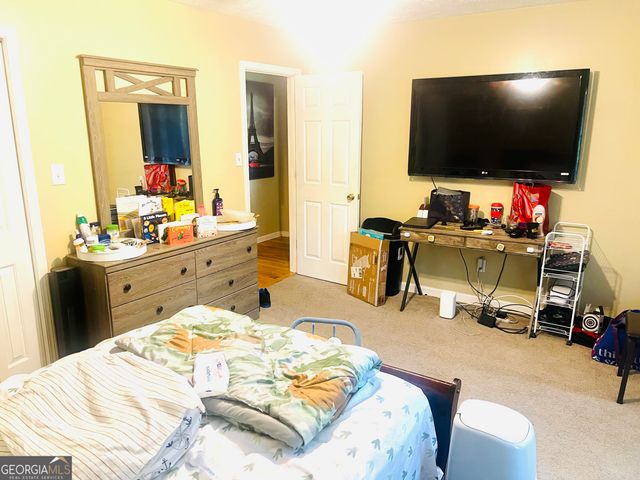 105 Flat Creek Court, Fayetteville, GA 30214