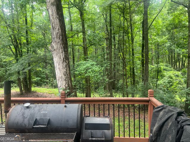105 Flat Creek Court, Fayetteville, GA 30214
