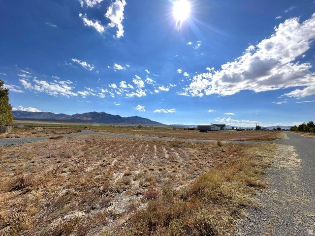 3035 S 300 E, Milford, UT 84751