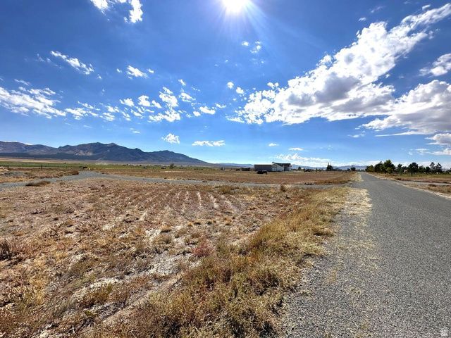3035 S 300 E, Milford, UT 84751
