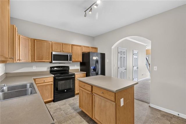 2161 Del Lago Circle NW, Kennesaw, GA 30152
